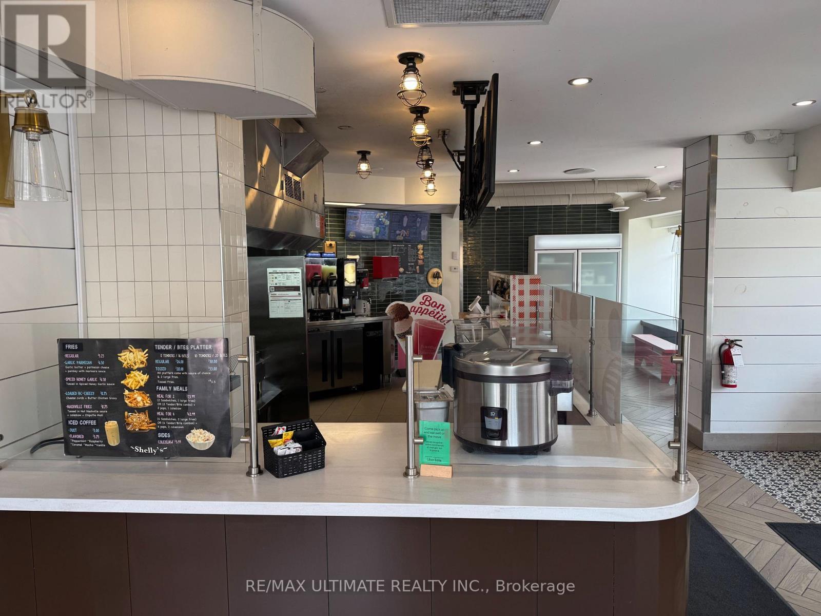 213 Queen Street S, Mississauga, ON