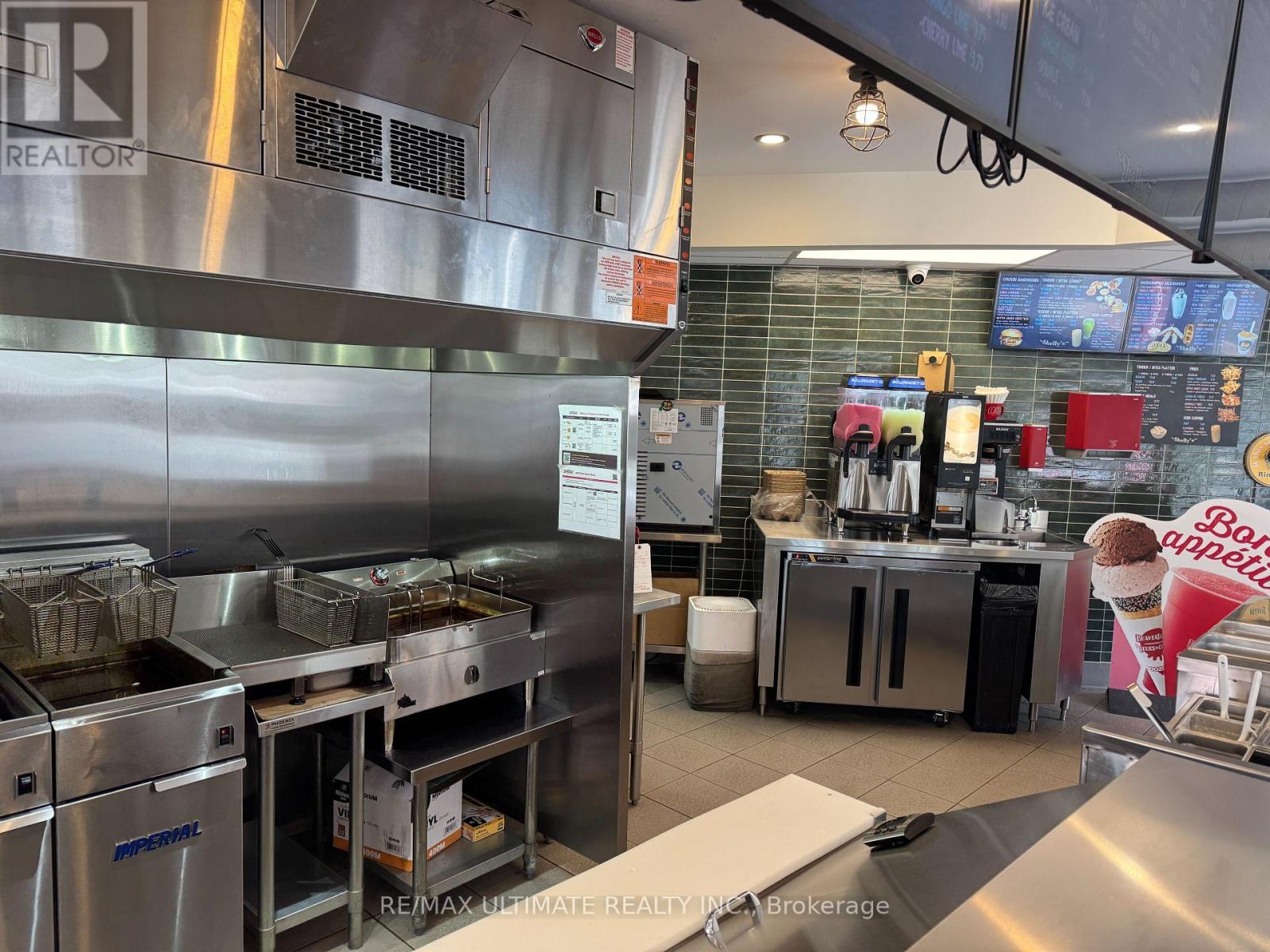 213 Queen Street S, Mississauga, ON