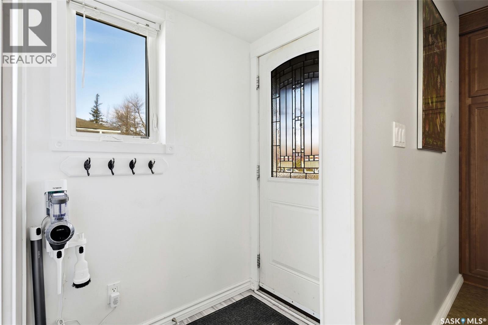 800 Pheasant Street, Grenfell, SK - Indoor Photo Showing Other Room