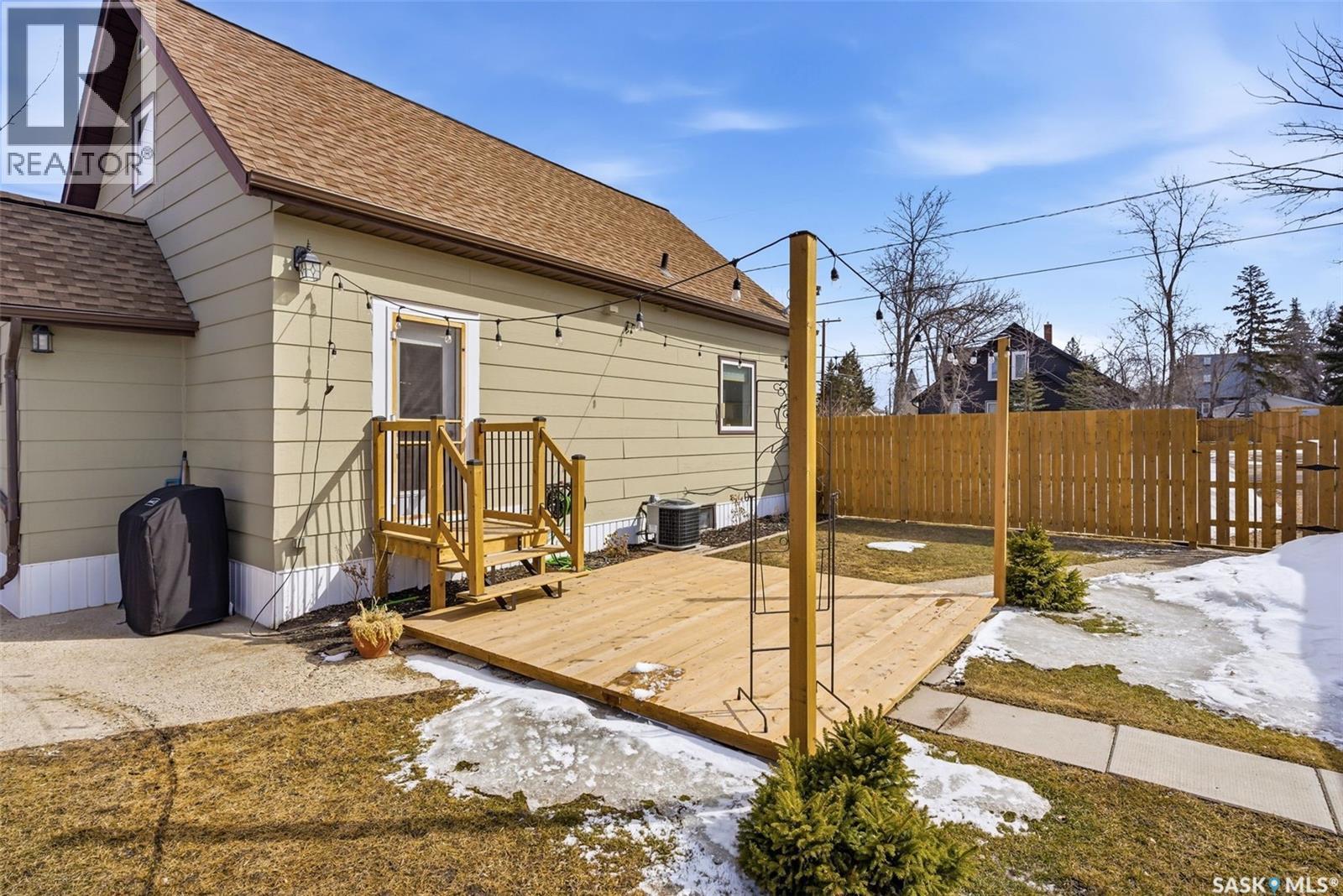 800 Pheasant Street, Grenfell, SK - Outdoor