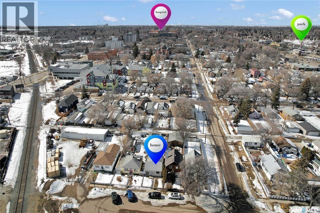205 J Avenue S, Saskatoon, SK - Outdoor With View