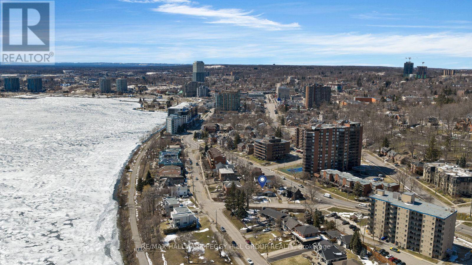 10 Duckworth Street, Barrie, ON - Outdoor With View