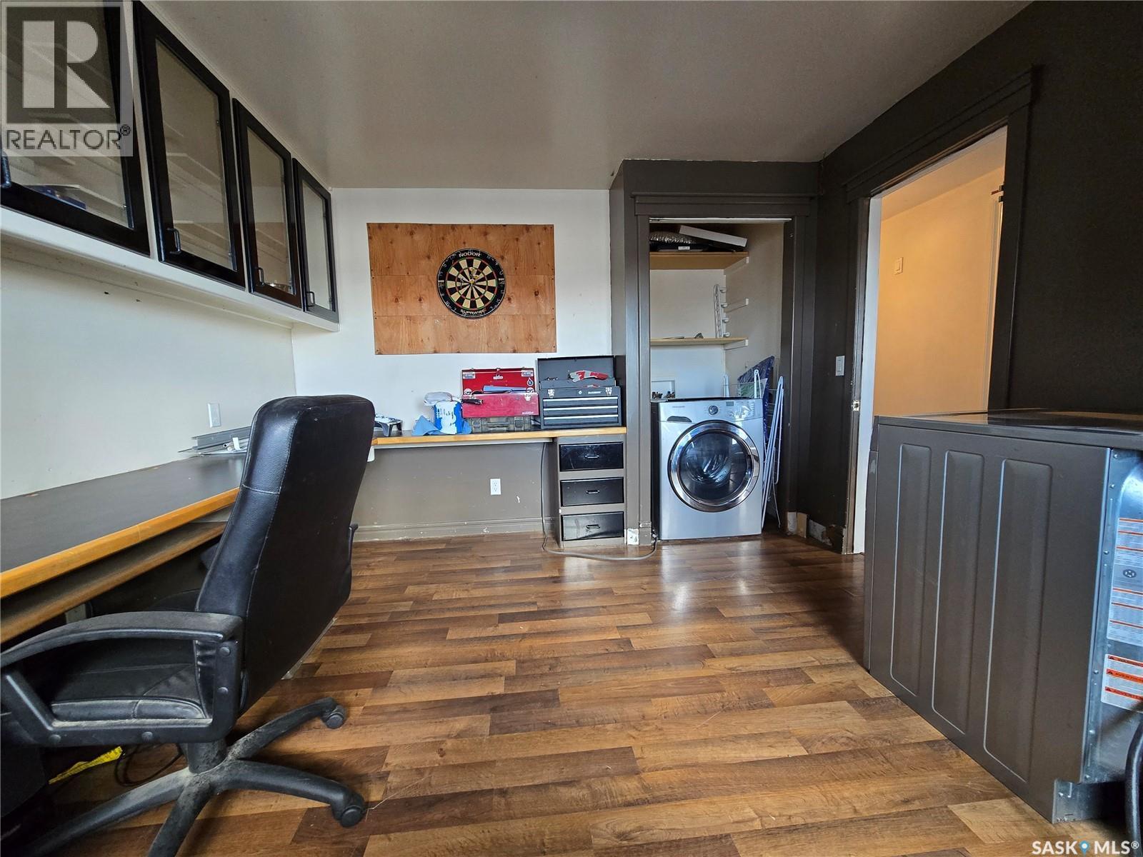 145 Laing Crescent, Weyburn, SK