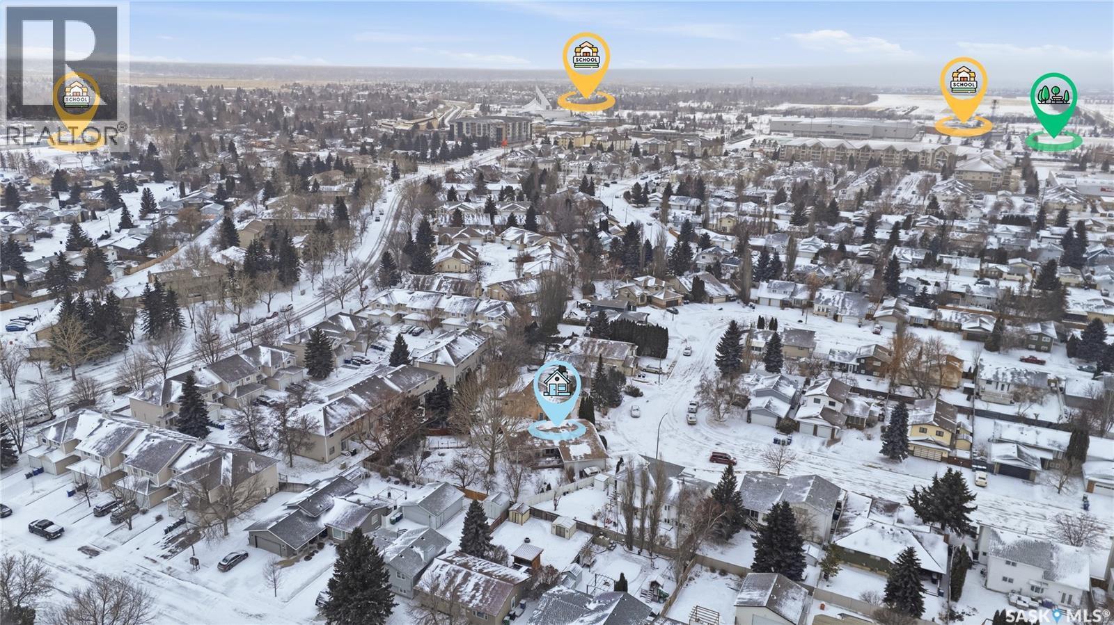 302 Bentham Crescent, Saskatoon, SK