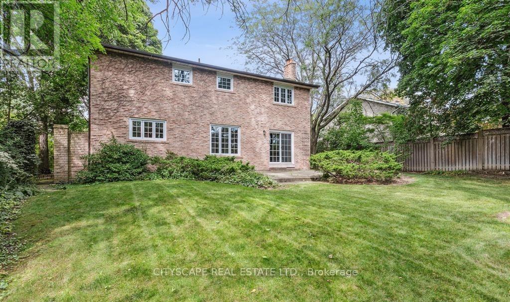 1978 Shannon Drive, Mississauga, ON - Outdoor