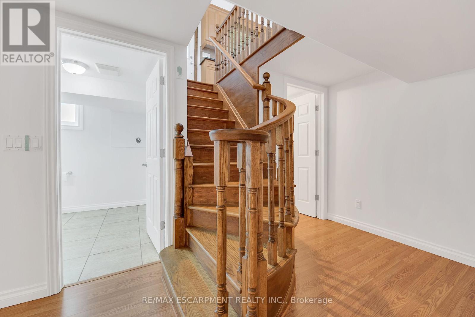 617 Eighth Road E, Hamilton, ON - Indoor Photo Showing Other Room