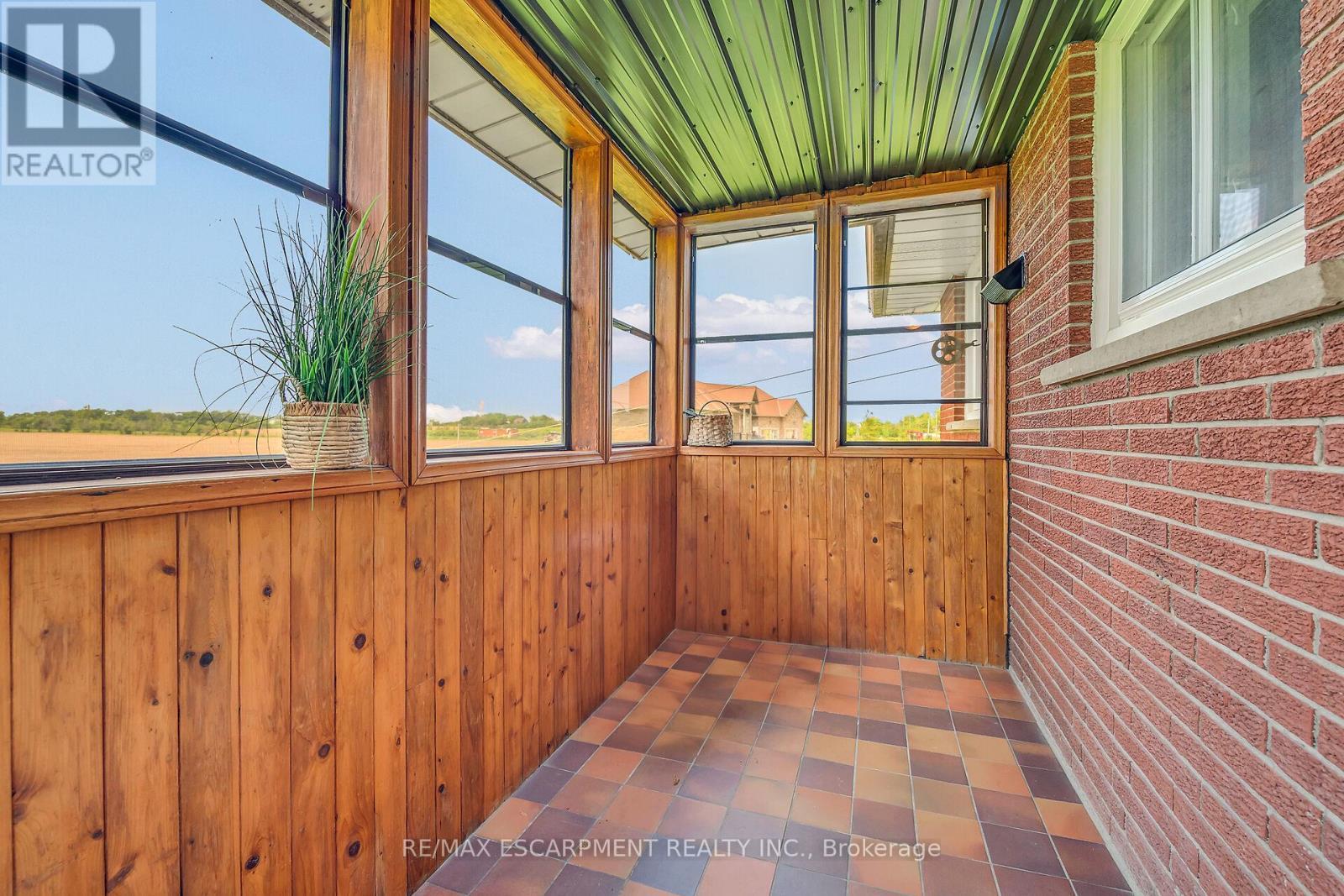 617 Eighth Road E, Hamilton, ON - Indoor Photo Showing Other Room