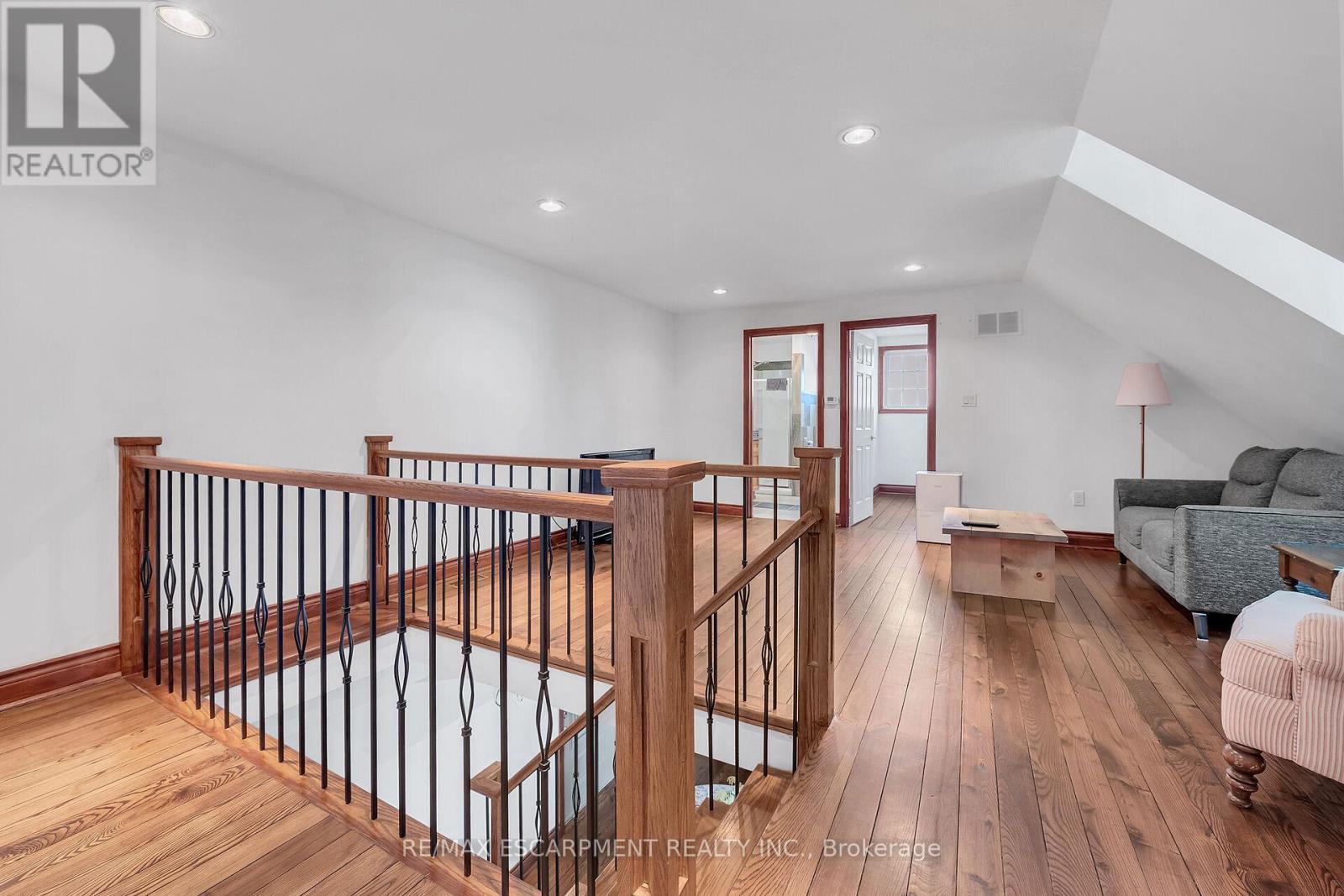 617 Eighth Road E, Hamilton, ON - Indoor Photo Showing Other Room