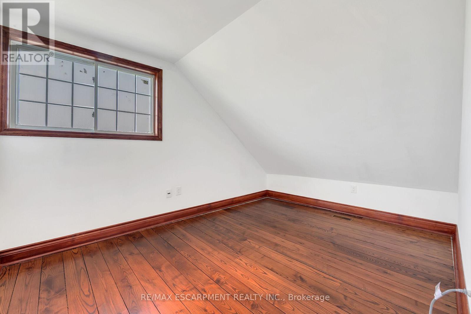 617 Eighth Road E, Hamilton, ON - Indoor Photo Showing Other Room