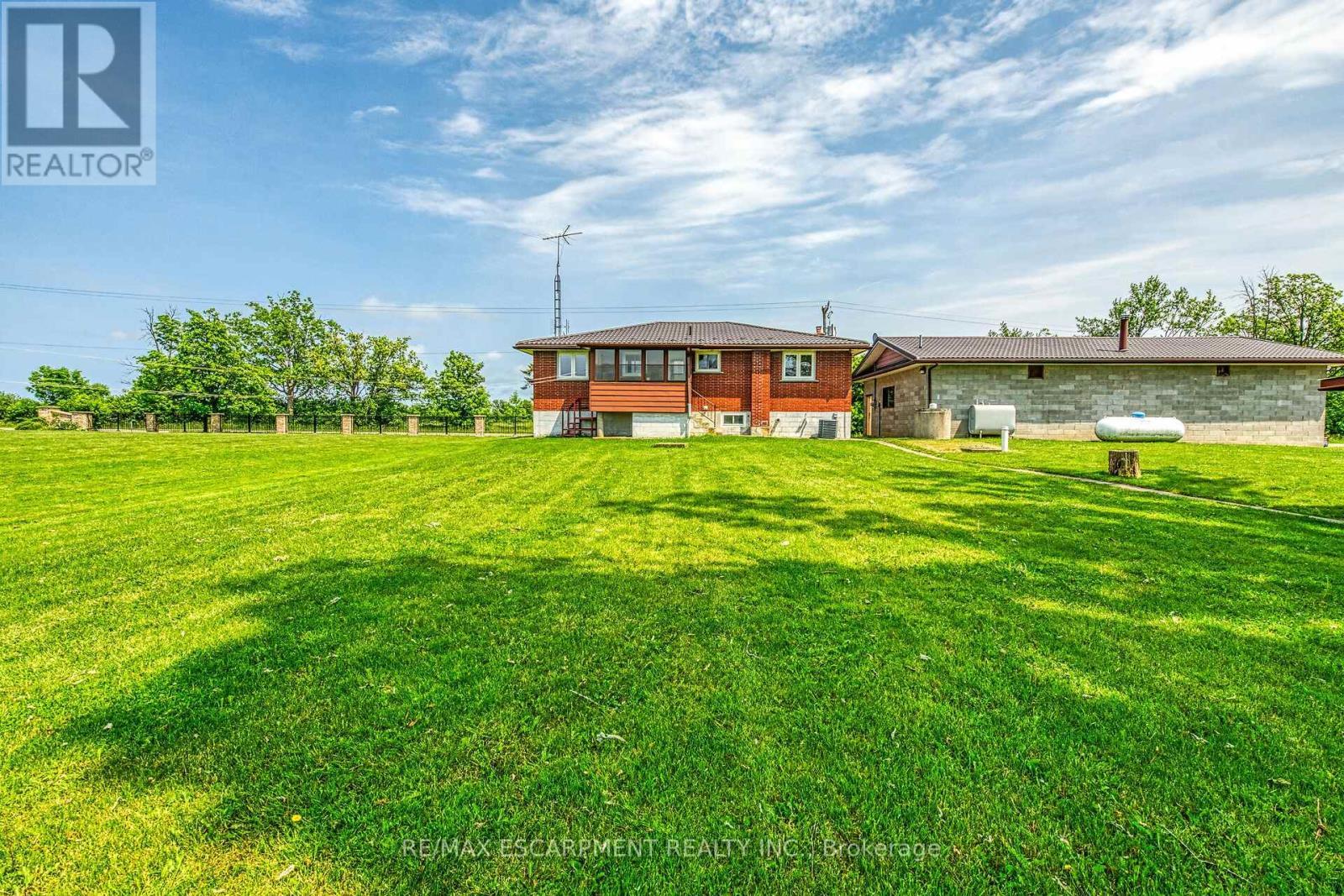 617 Eighth Road E, Hamilton, ON - Outdoor