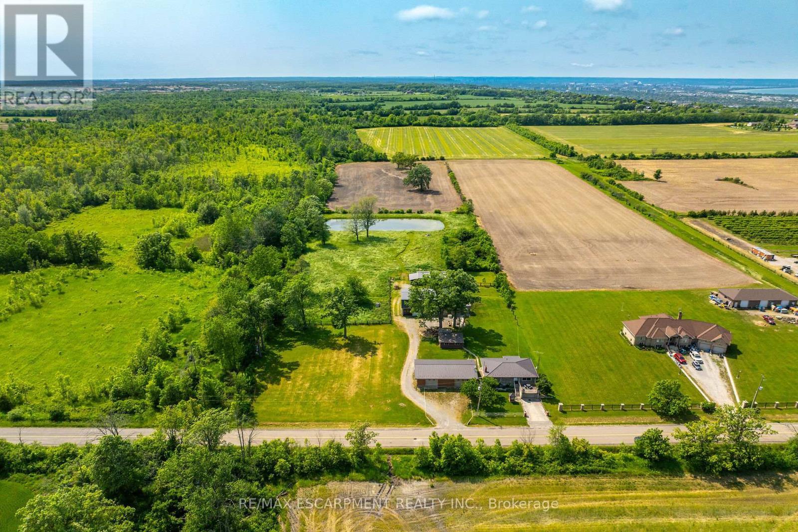 617 Eighth Road E, Hamilton, ON - Outdoor With View