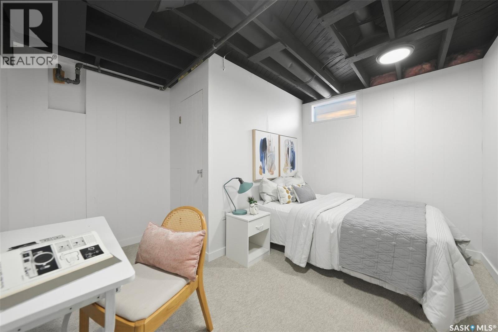 3122 Mountbatten Street, Saskatoon, SK - Indoor