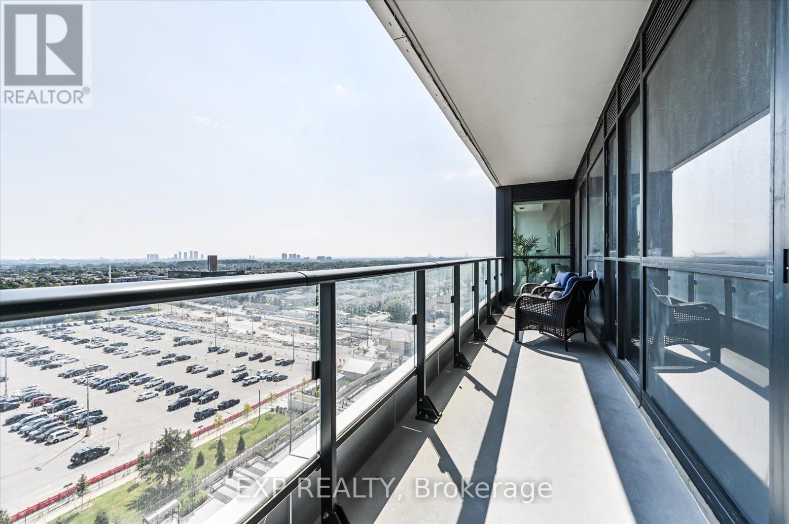 1006 - 120 Eagle Rock Way, Vaughan, ON - Outdoor With View With Exterior