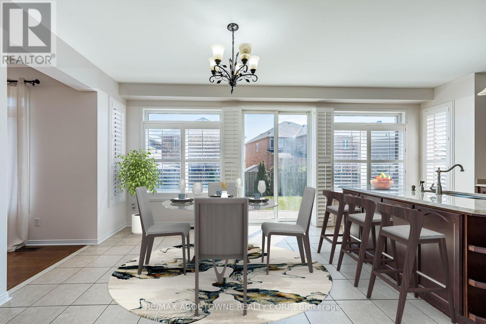 3228 Tacc Drive, Mississauga, ON - Indoor Photo Showing Dining Room
