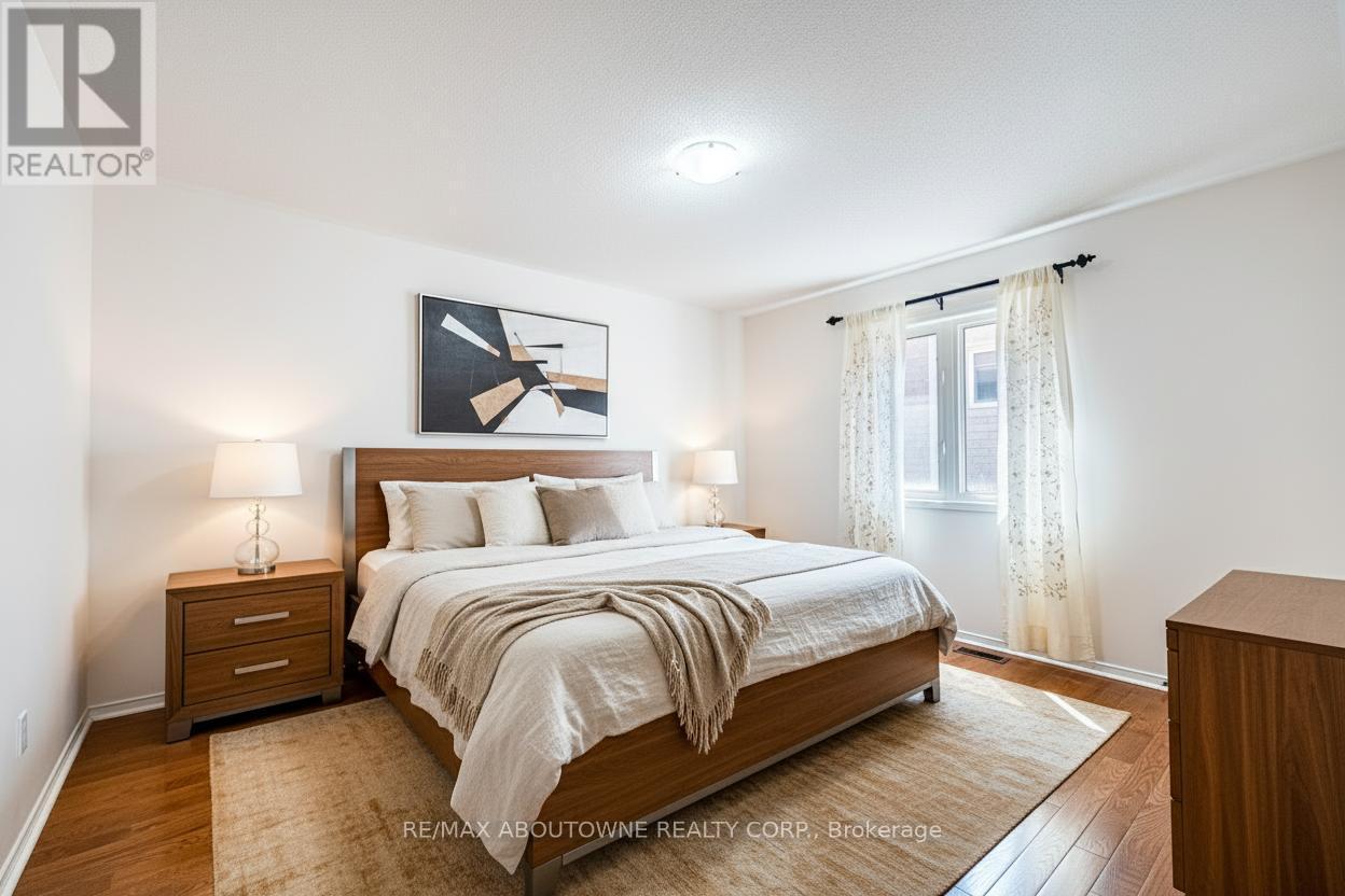 3228 Tacc Drive, Mississauga, ON - Indoor Photo Showing Bedroom