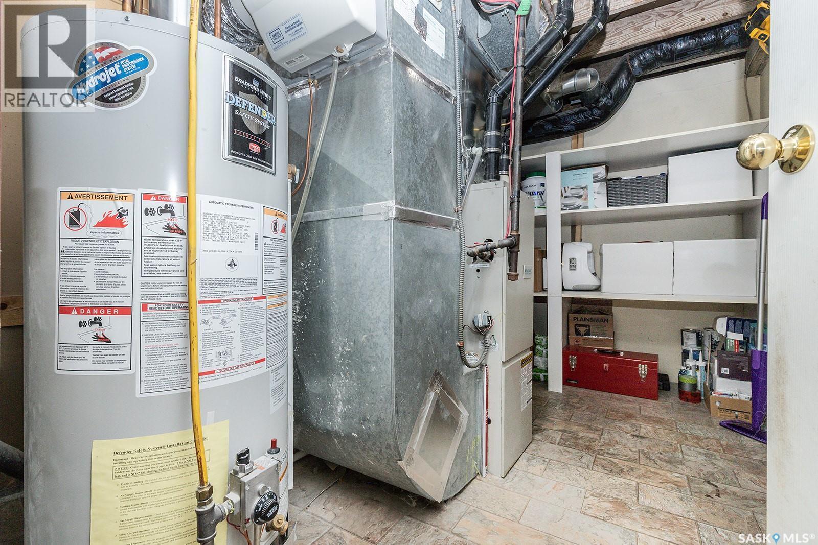 625 4Th Avenue N, Saskatoon, SK - Indoor Photo Showing Basement