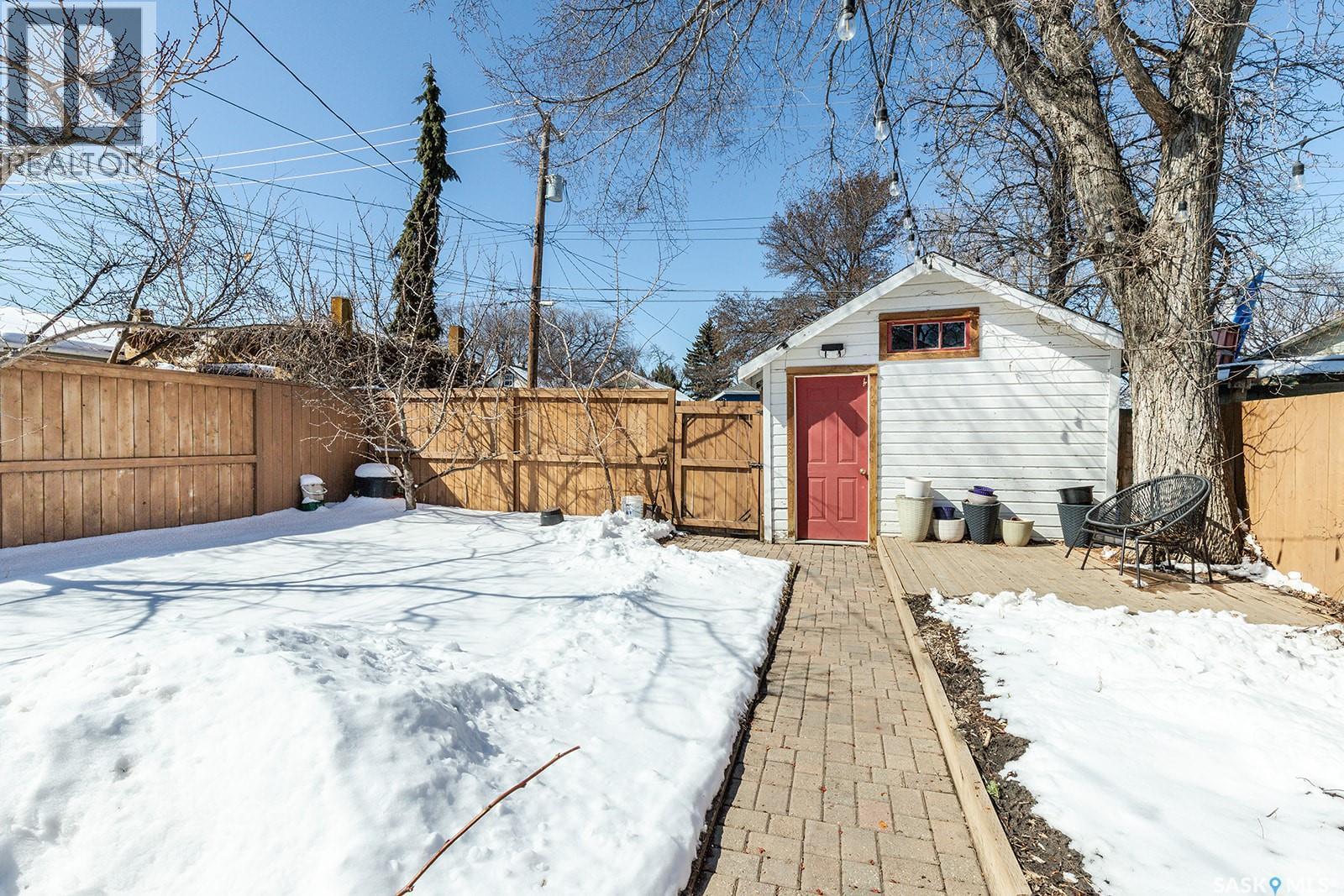625 4Th Avenue N, Saskatoon, SK - Outdoor