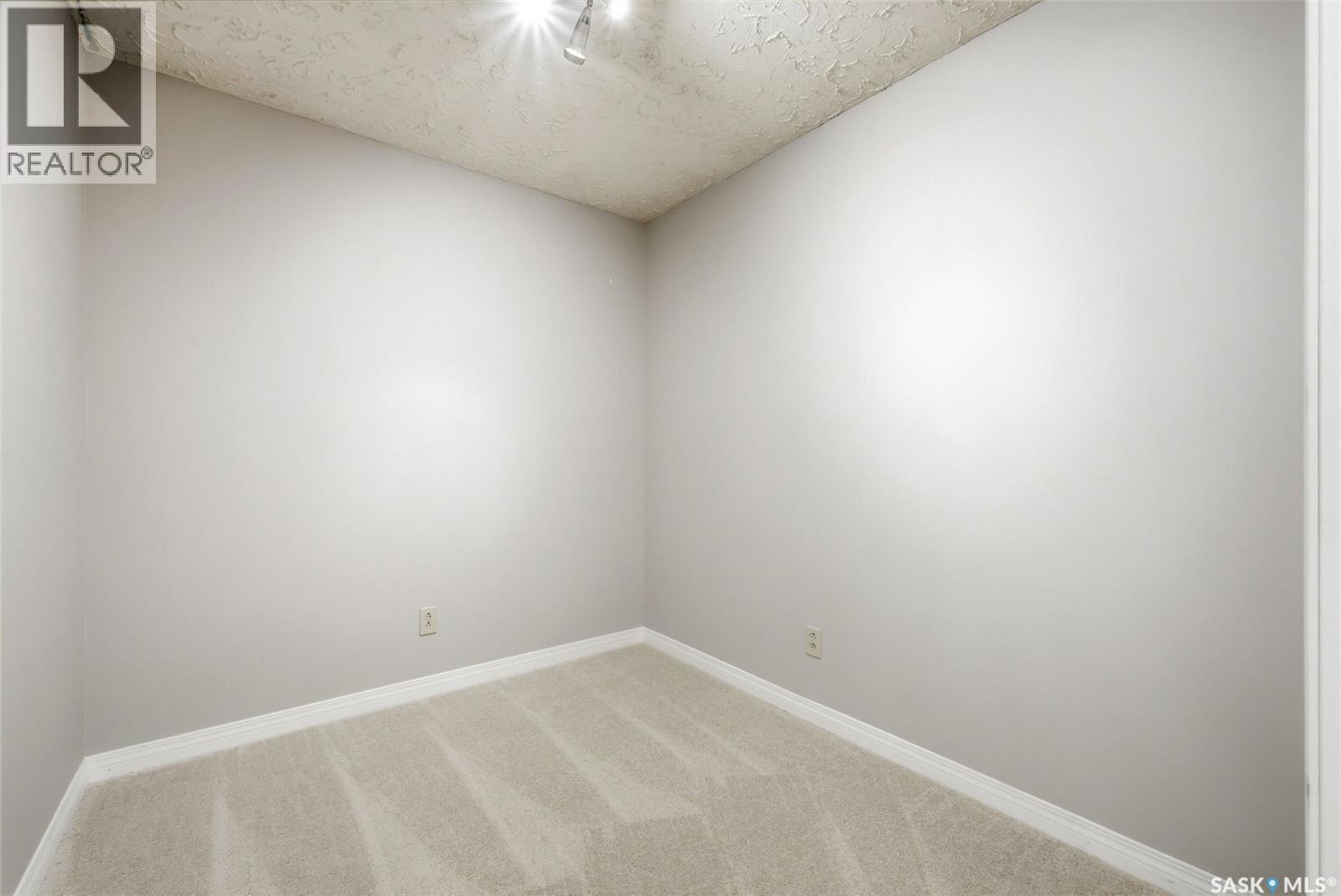 2102 Cunning Crescent, Regina, SK