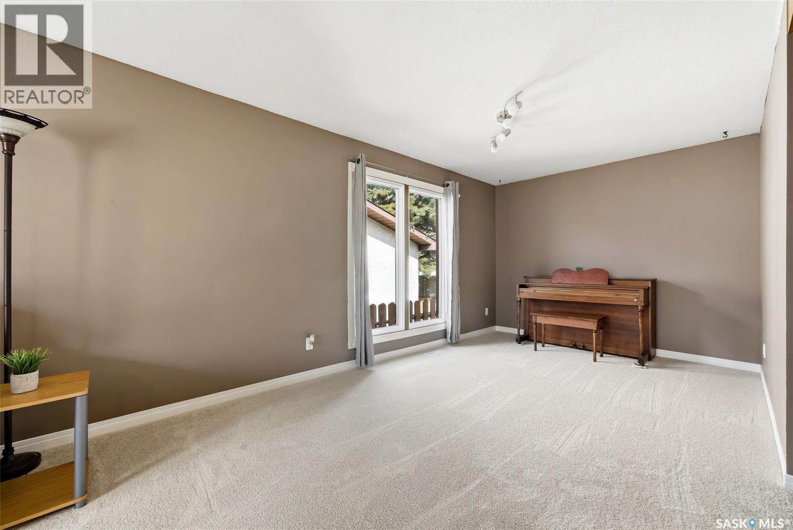 2102 Cunning Crescent, Regina, SK