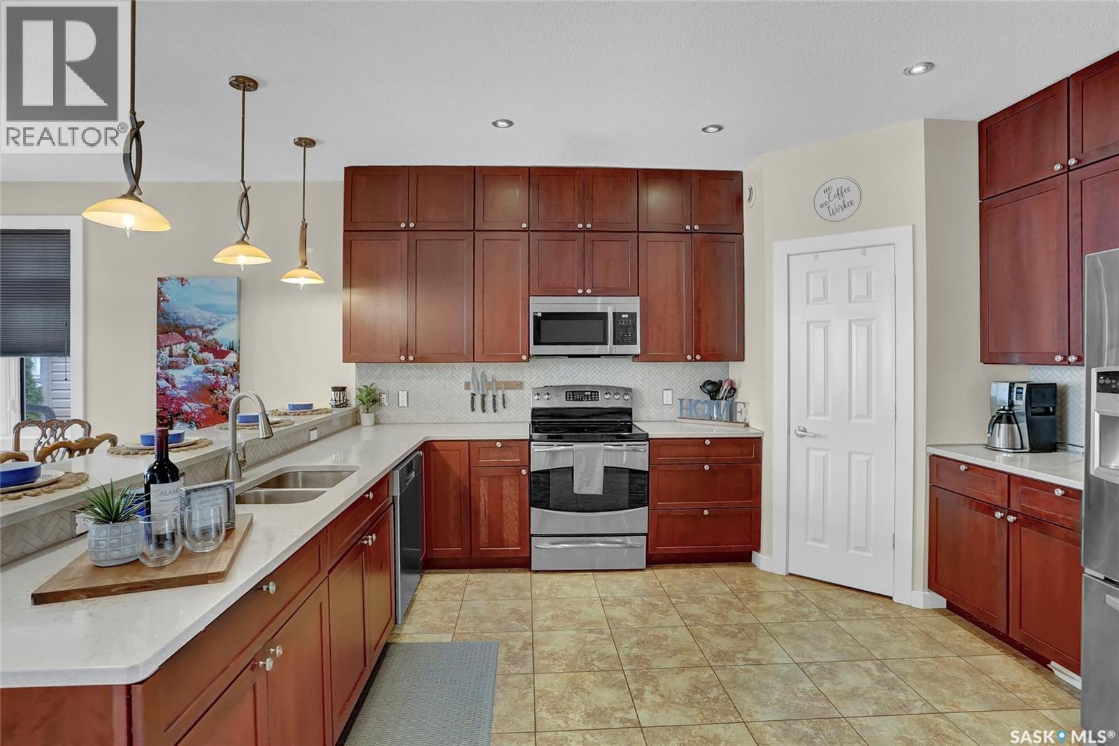 262 Blue Sage Drive, Moose Jaw, SK - Indoor Photo Showing Kitchen With Double Sink
