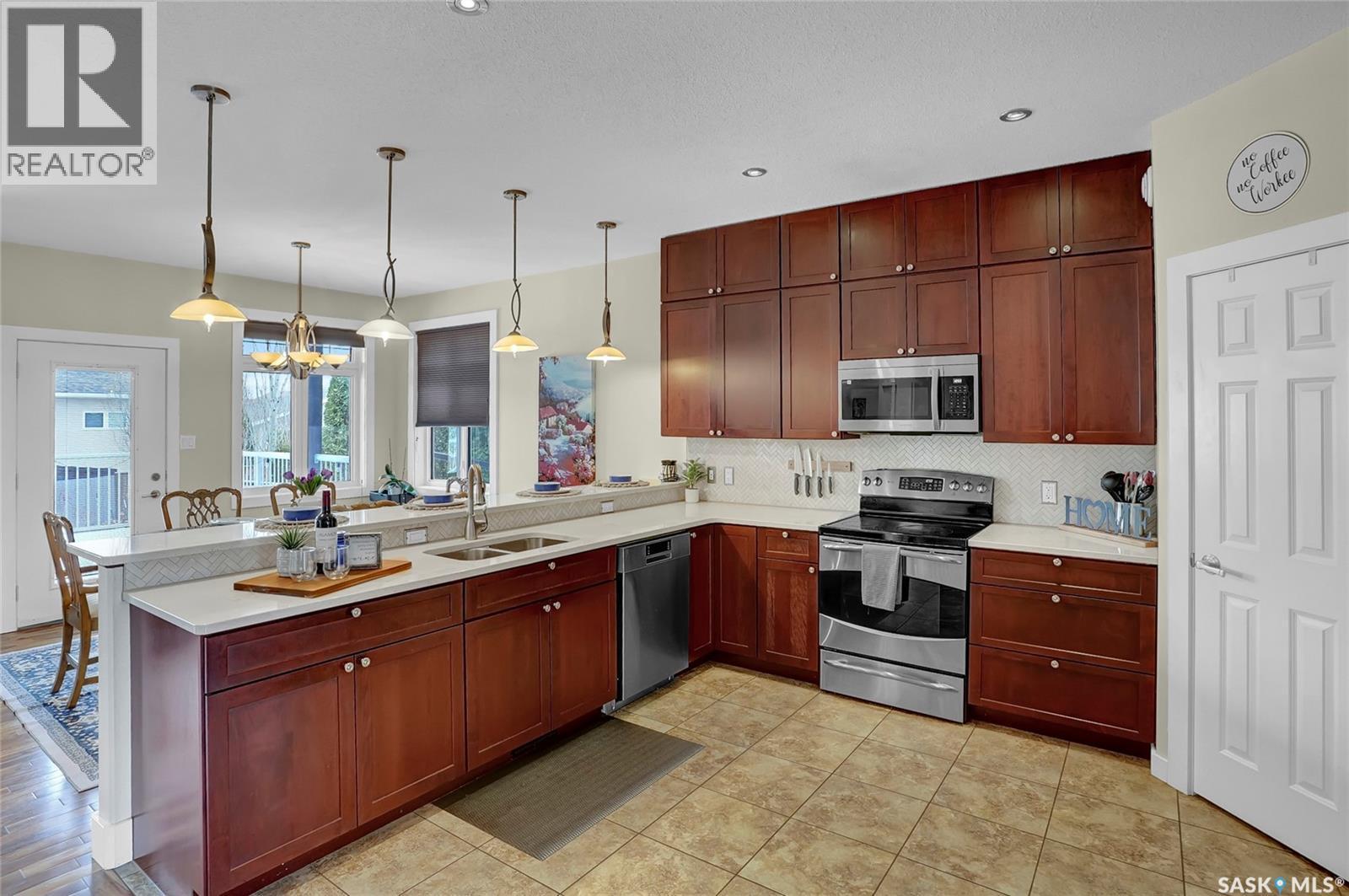 262 Blue Sage Drive, Moose Jaw, SK - Indoor Photo Showing Kitchen With Double Sink