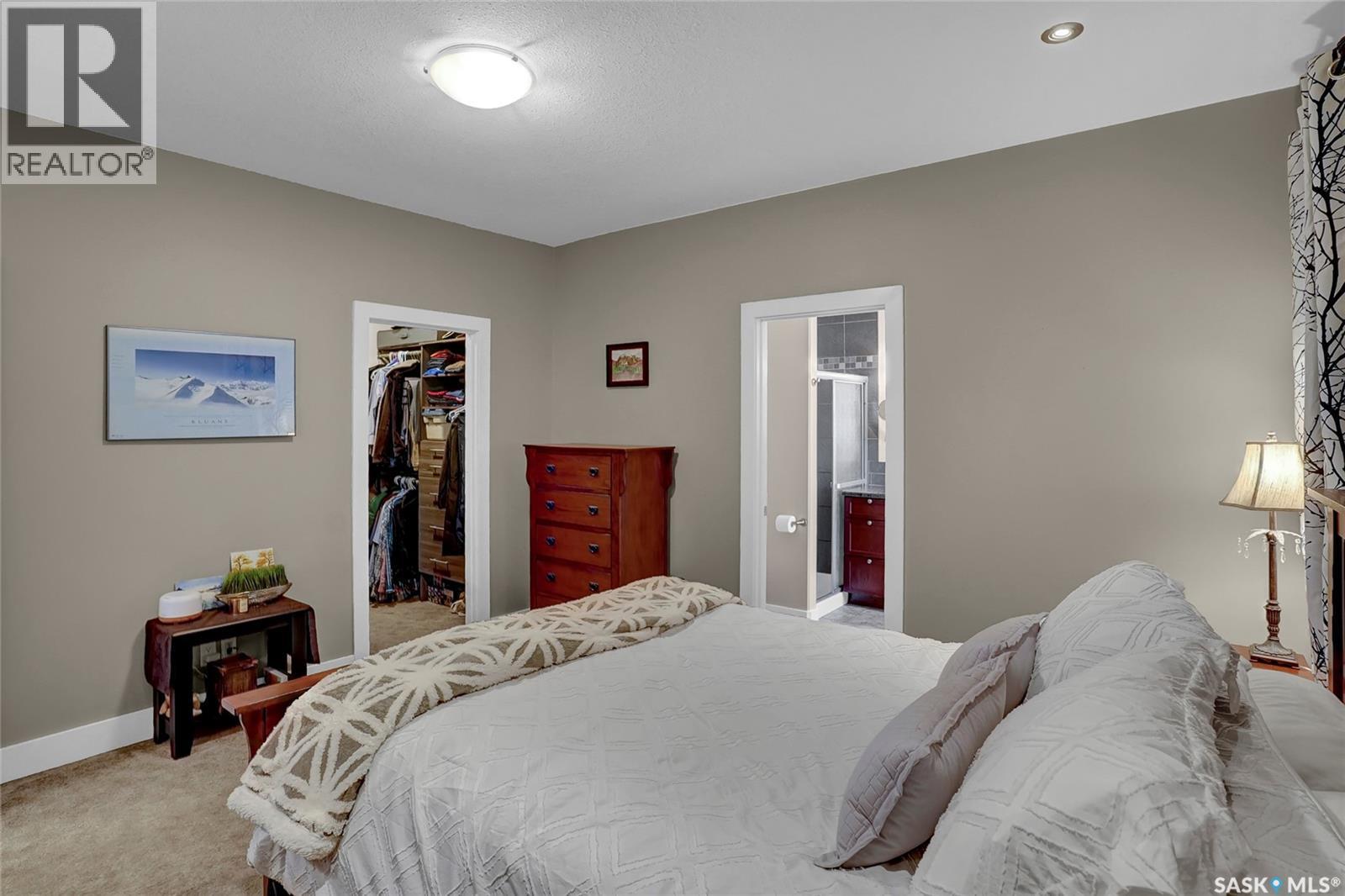 262 Blue Sage Drive, Moose Jaw, SK - Indoor Photo Showing Bedroom