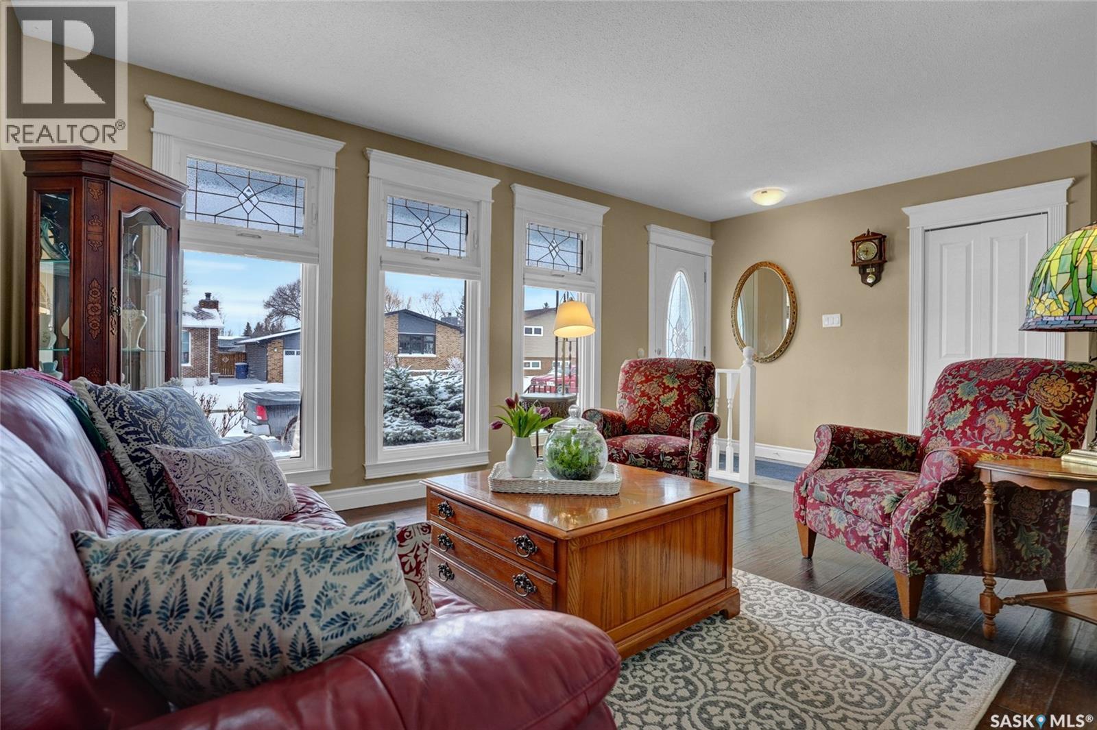 102 Daisy Crescent, Moose Jaw, SK - Indoor Photo Showing Living Room