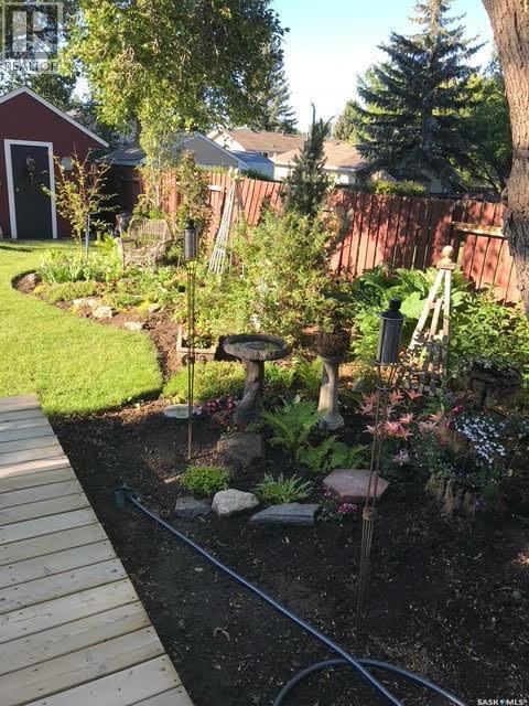 102 Daisy Crescent, Moose Jaw, SK - Outdoor