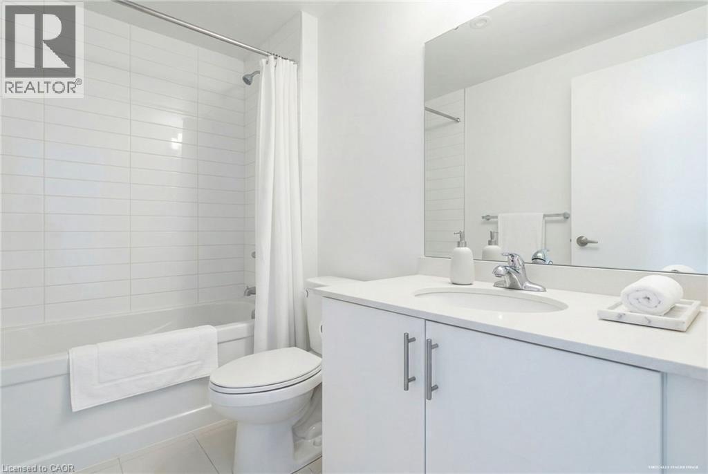 16 Markle Crescent Unit# 508, Ancaster, ON - Indoor Photo Showing Bathroom