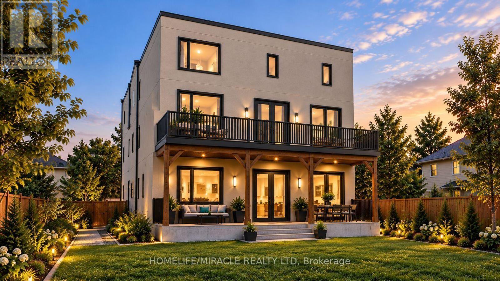 198 Beach Boulevard, Hamilton, ON