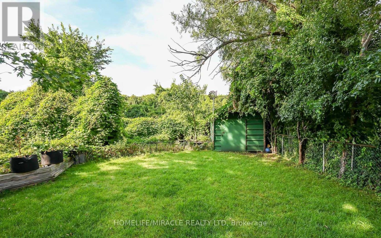 198 Beach Boulevard, Hamilton, ON - Outdoor