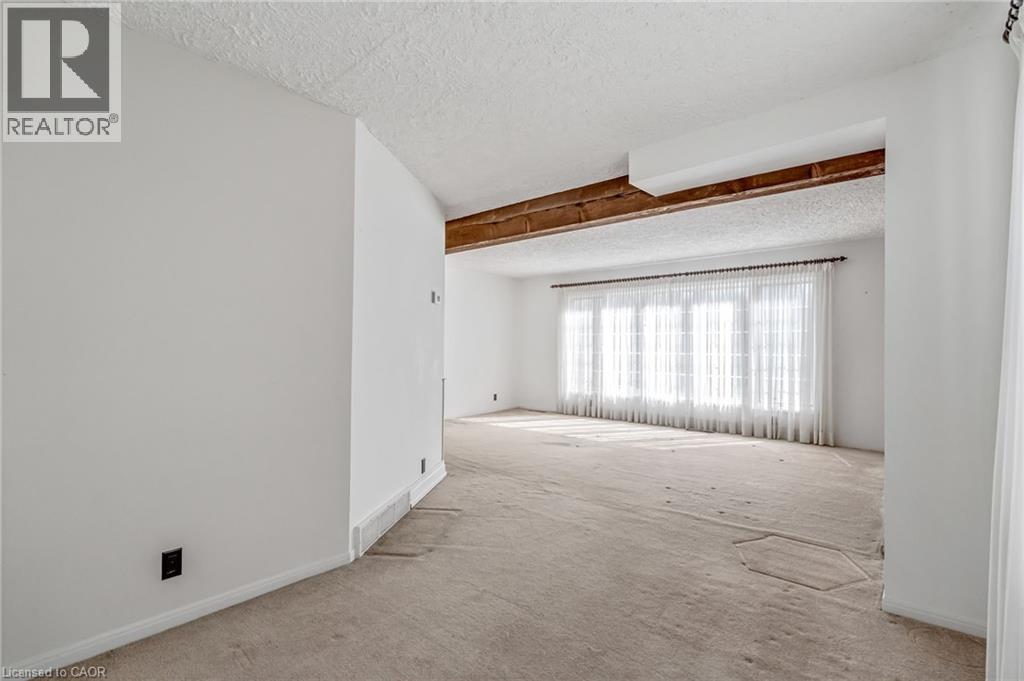 524 Meadow Wood Road, Mississauga, ON - Indoor