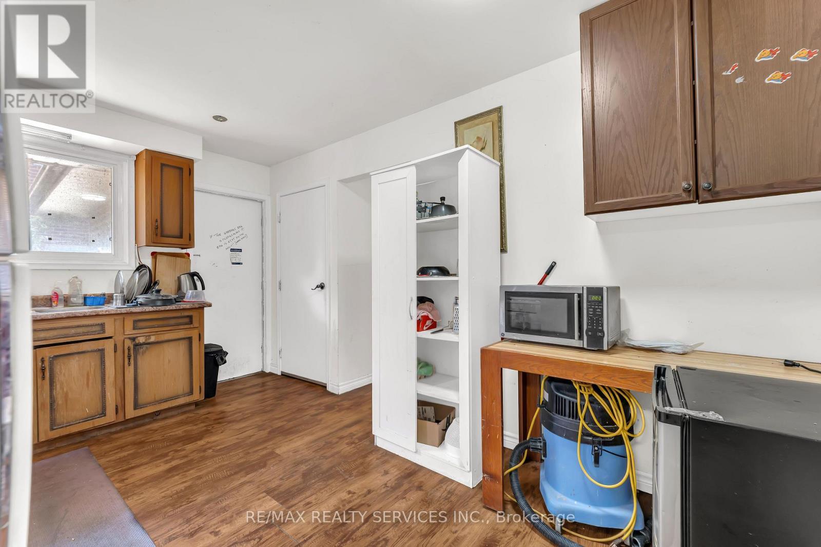 94 Gage Avenue, Kitchener, ON - Indoor