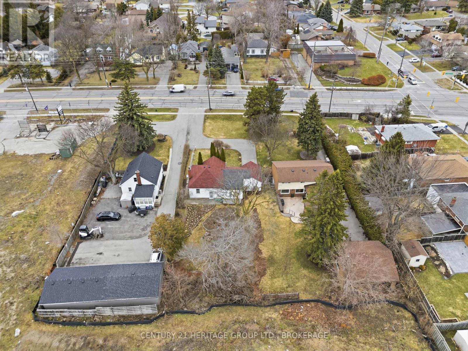 1033 King Street E, Oshawa (Donevan), ON - Outdoor With View