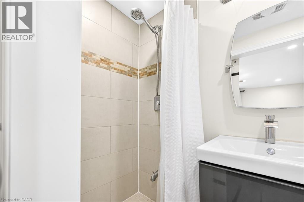 133 Avondale Street, Hamilton, ON