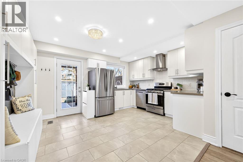 133 Avondale Street, Hamilton, ON