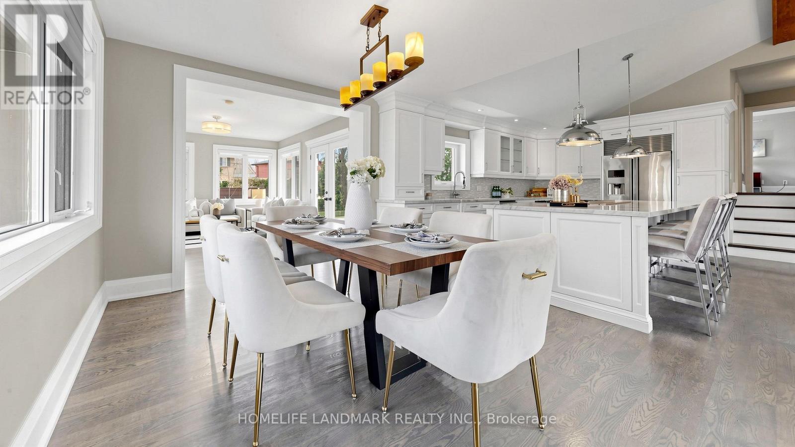 1549 Elite Road, Mississauga, ON - Indoor Photo Showing Dining Room