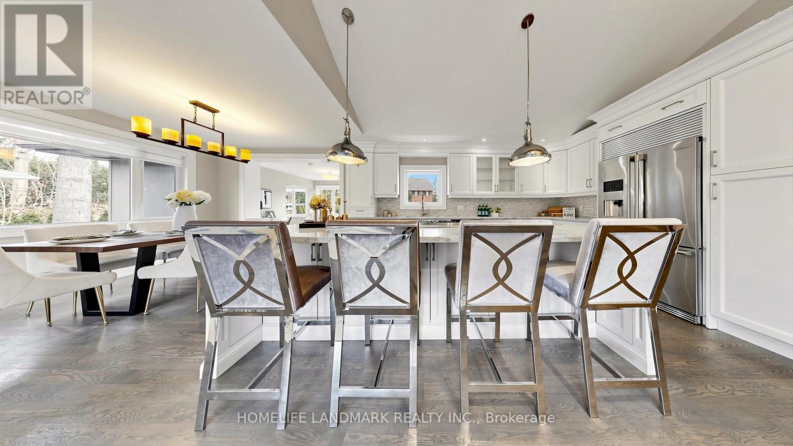 1549 Elite Road, Mississauga, ON - Indoor Photo Showing Dining Room