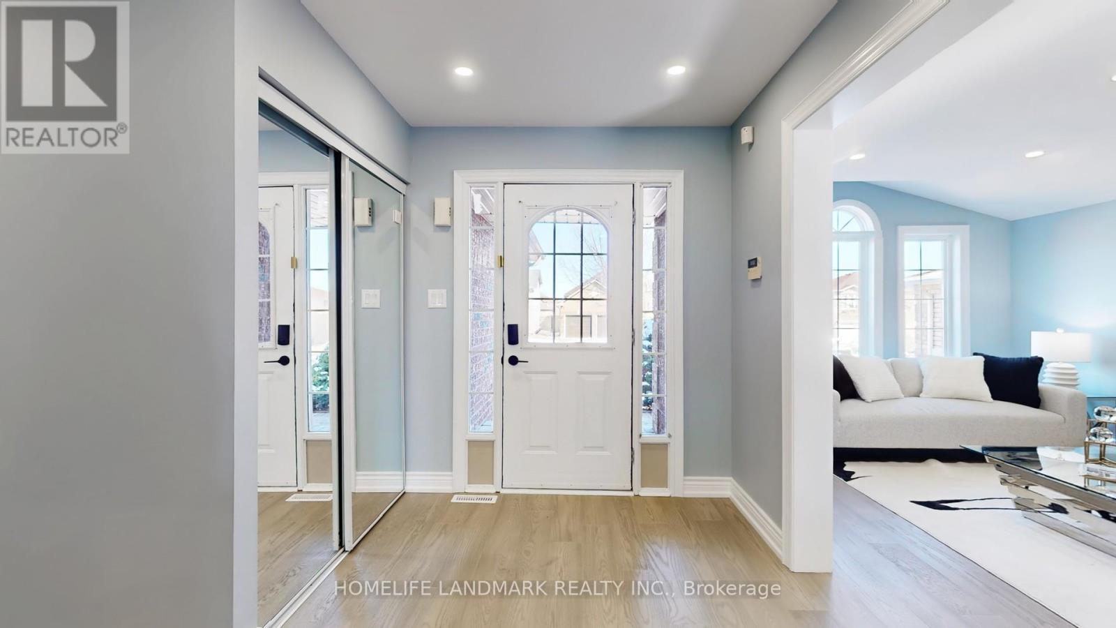 75 Ambler Bay, Barrie, ON - Indoor Photo Showing Other Room