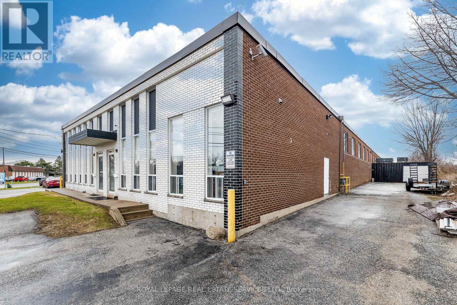 3130 Universal Drive, Mississauga, ON