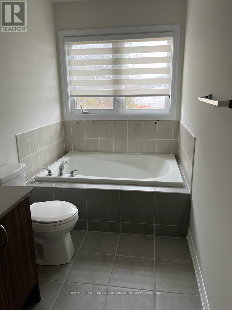 45 Eberhardt Drive E, Wasaga Beach, ON - Indoor Photo Showing Bathroom