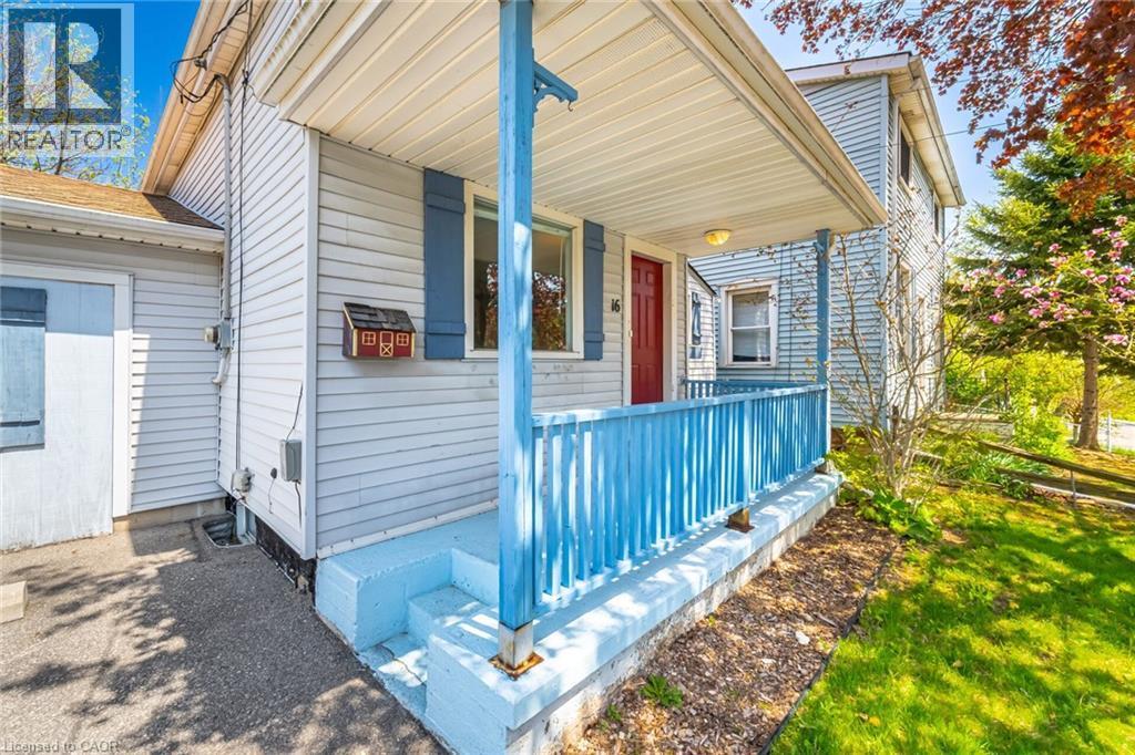 16 Royal Avenue, Hamilton, ON - Outdoor