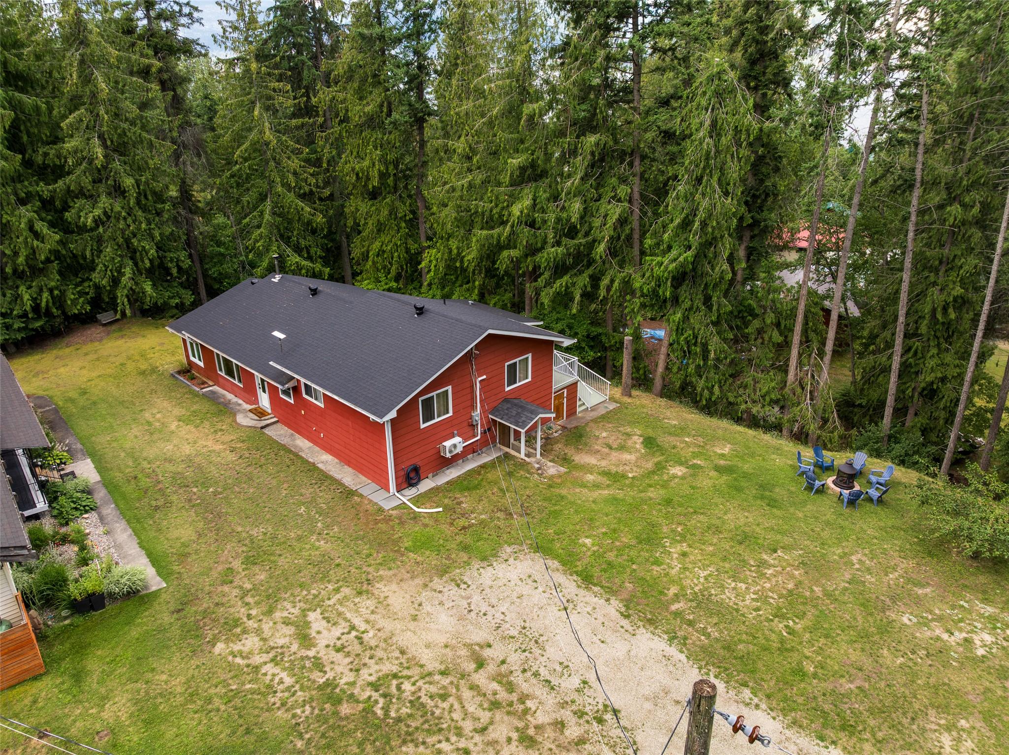 10219 Twin Bays Road, Twin Bays, BC - Outdoor