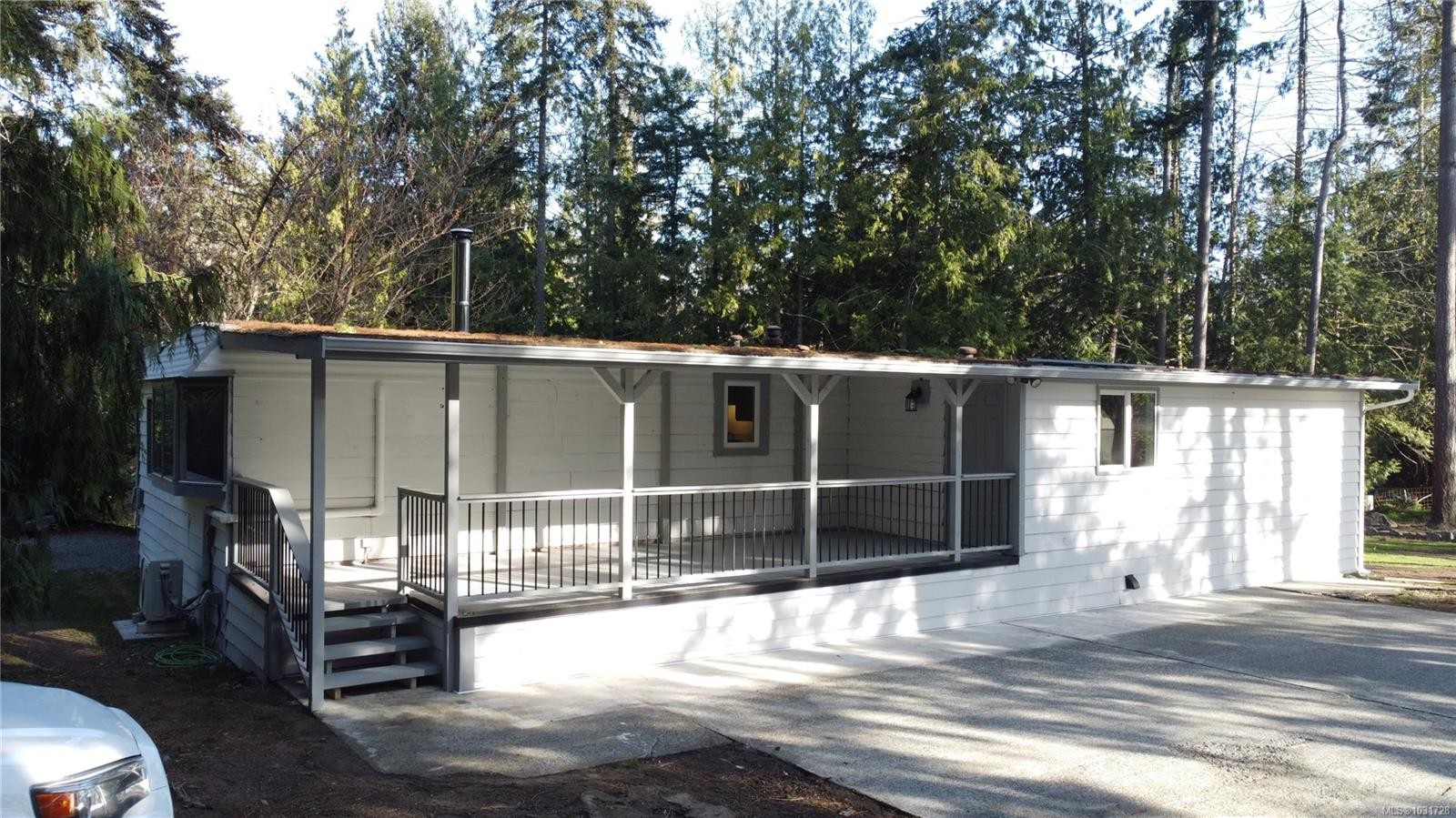 1007 Fabrick Dr, Qualicum Beach, BC