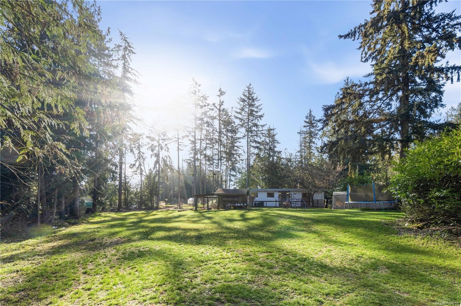 1007 Fabrick Dr, Qualicum Beach, BC
