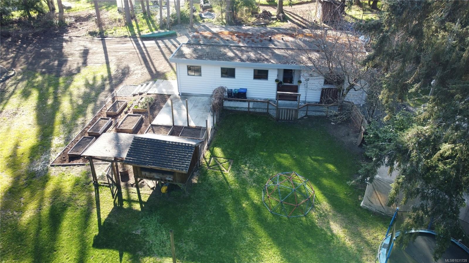 1007 Fabrick Dr, Qualicum Beach, BC