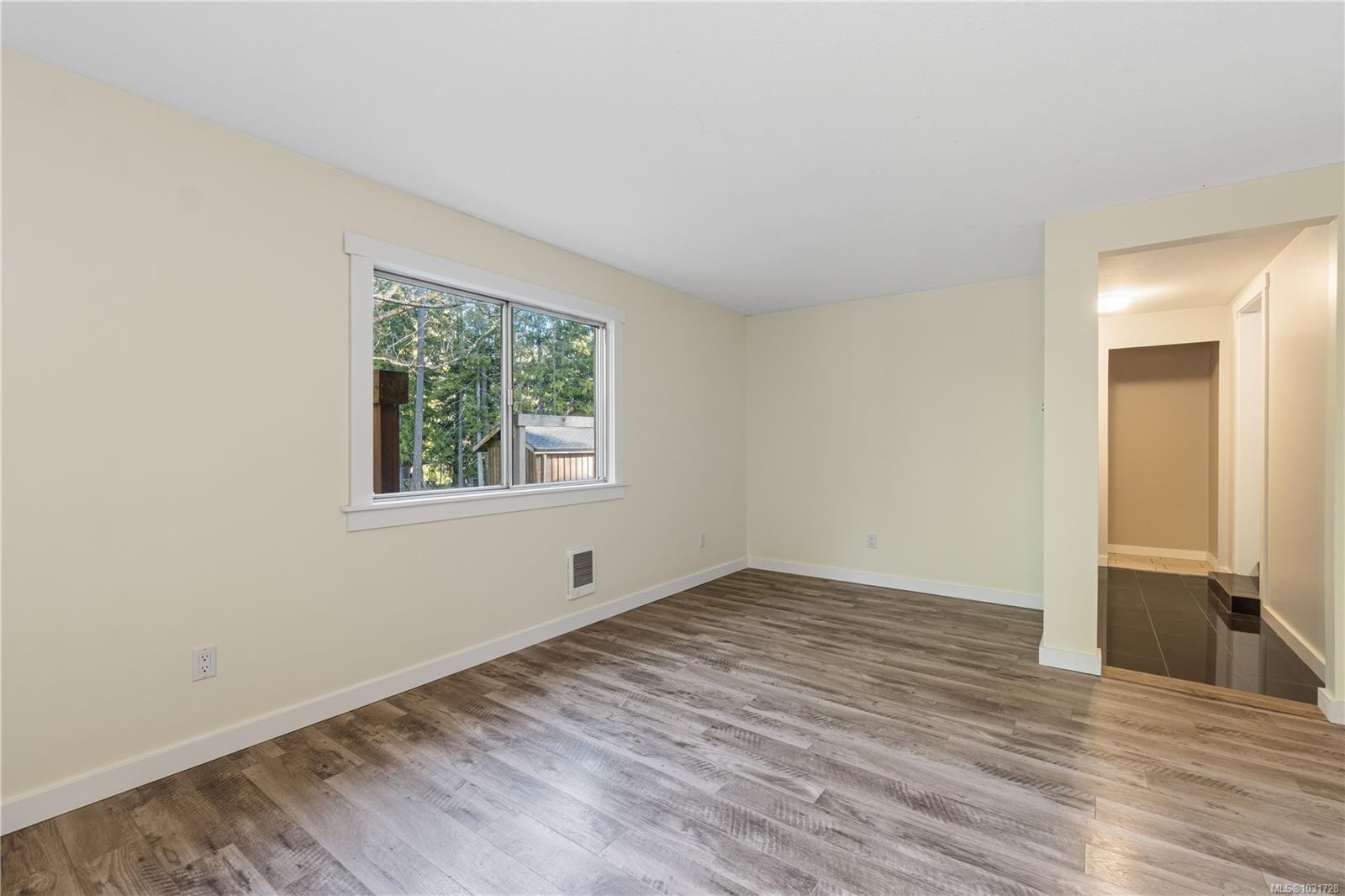 1007 Fabrick Dr, Qualicum Beach, BC
