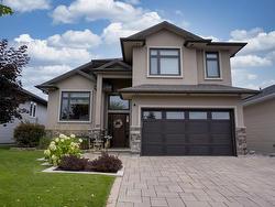 197 Sunflower Street Thunder Bay, ON P7G 2L9