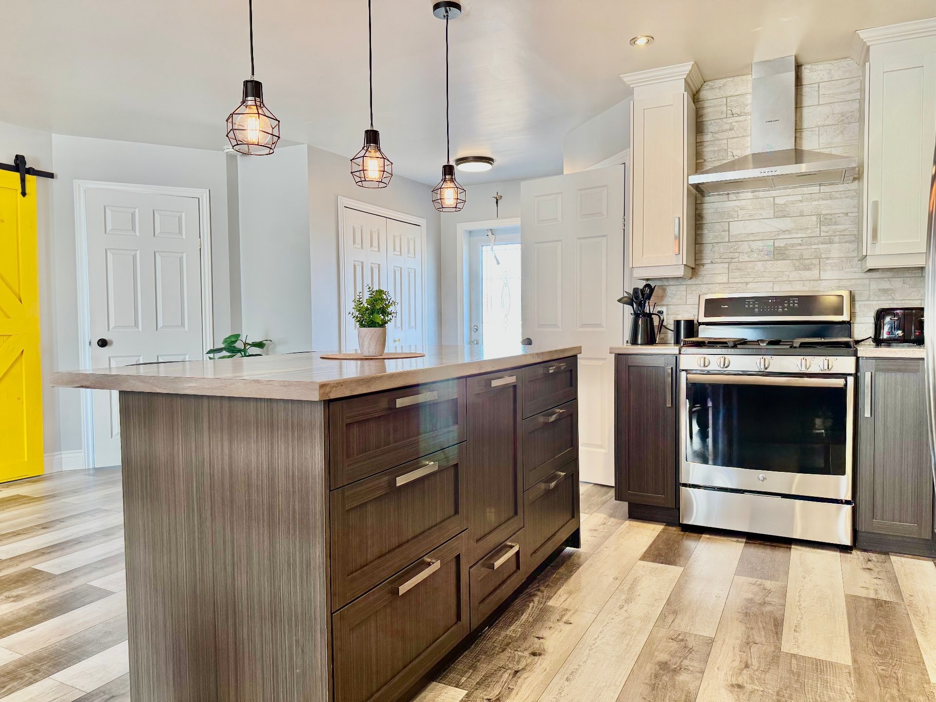 Autre - 456 Route 199, Les Îles-De-La-Madeleine, QC - Indoor Photo Showing Kitchen