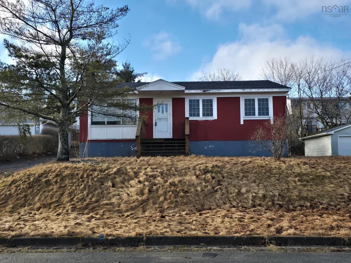 36 Digby Crescent, Dartmouth, NS